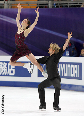 Meryl Davis and Charlie White performing their free dance at the 2011 World Figure Skating Championships. (Photo by Liz Chastney)